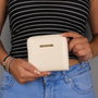 Zoozie Bags Cartera y Tarjetero de Piel Beige